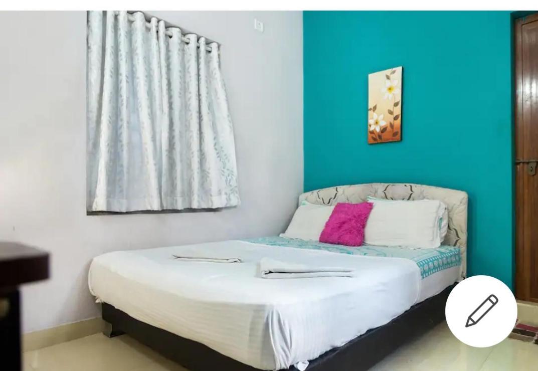 The Niyanest Apartment Kochi Exterior photo